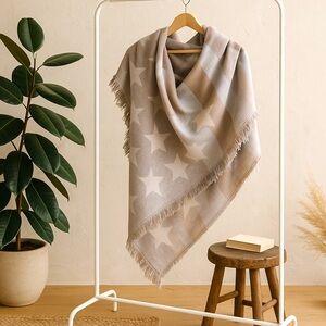 ISA & Stef Reversible Oblong Muffler Scarf Wrap‎ One Size NWT